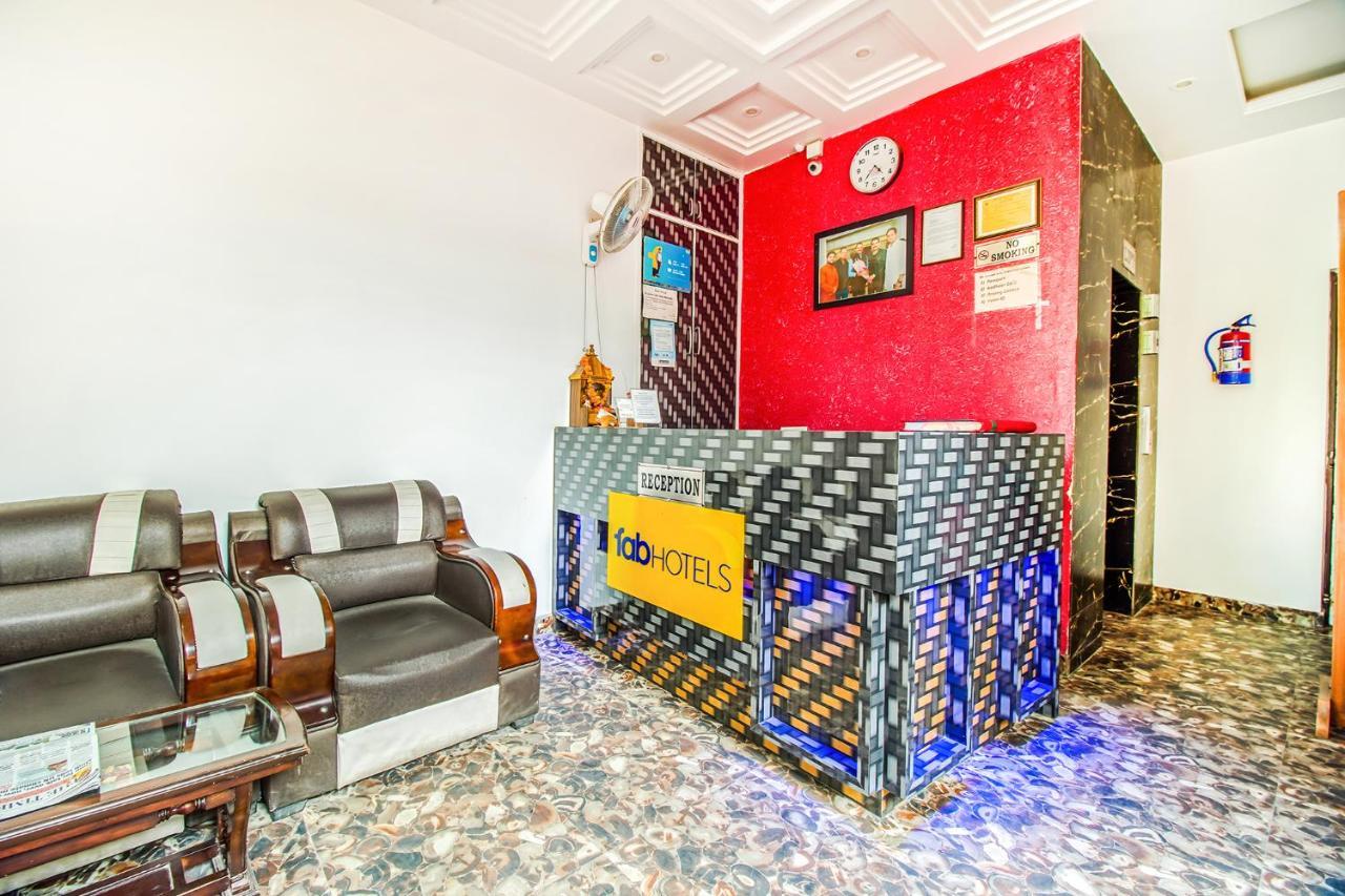 Fabhotel Airlift New Delhi Buitenkant foto